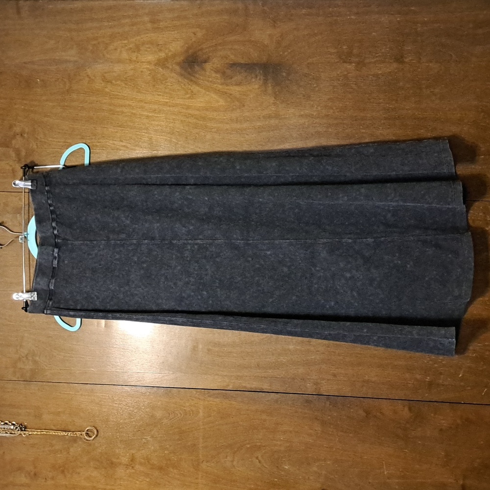 NWT Sage maxi skirt